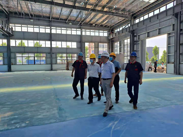 市住建局局長到獅子山項目調(diào)研